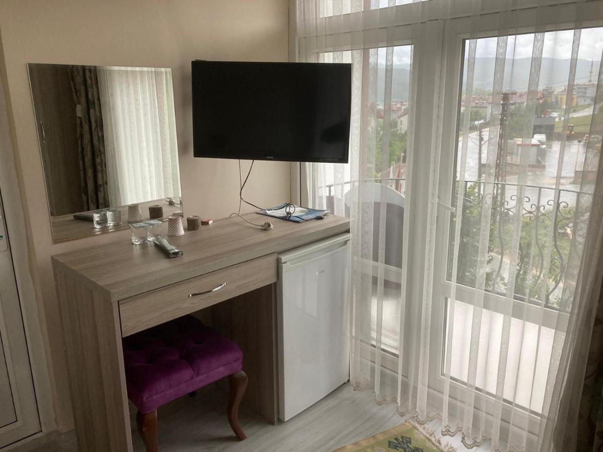 Sarimese Otel Demirci   Eksteriør bilde